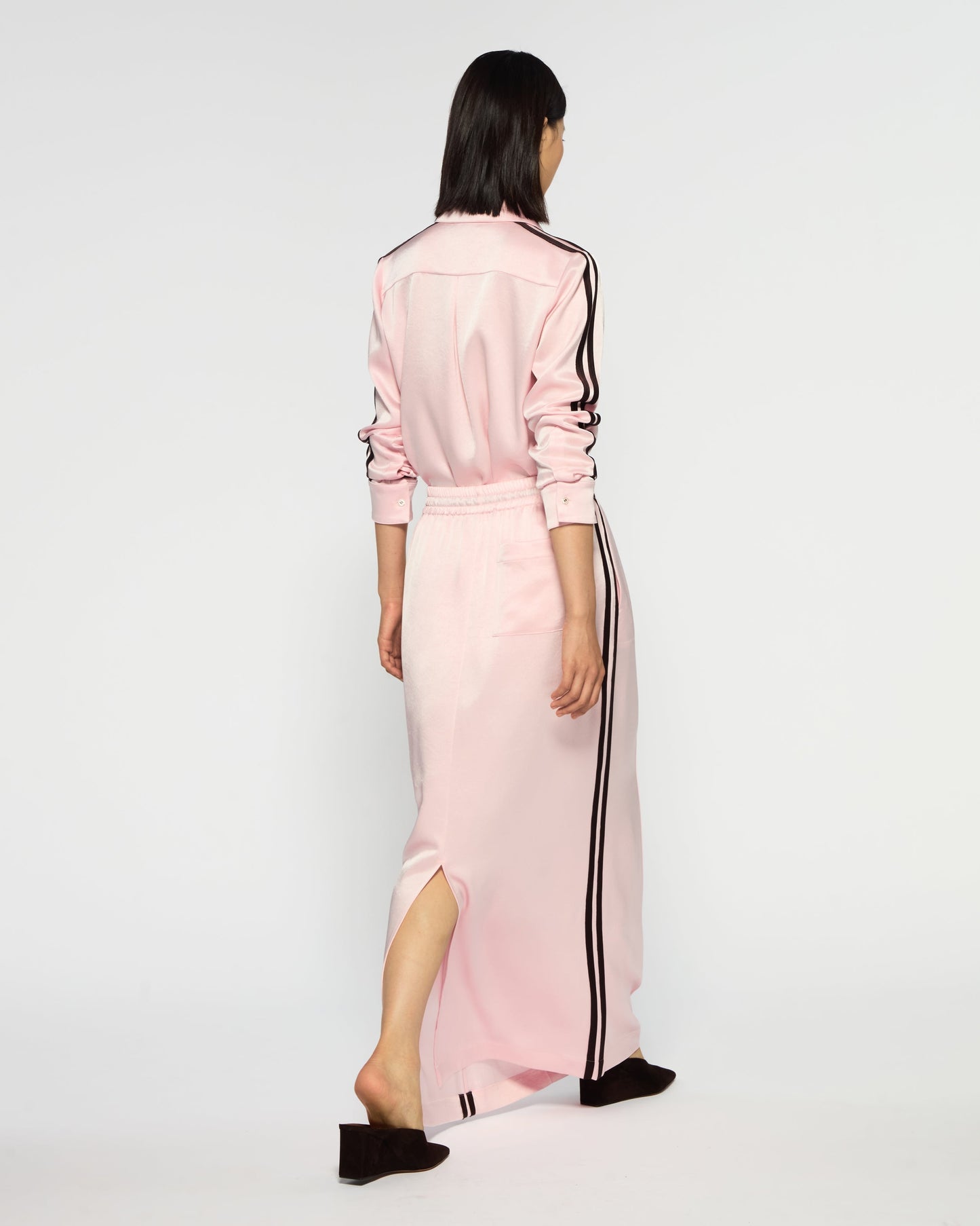 Elara Satin Jogger Skirt – Pale Pink