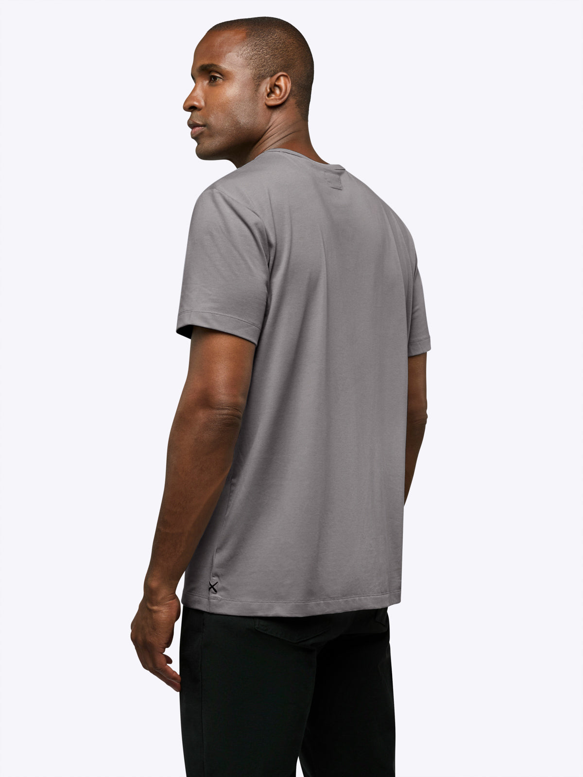 AO Forever Tee — Wolf Classic-Fit