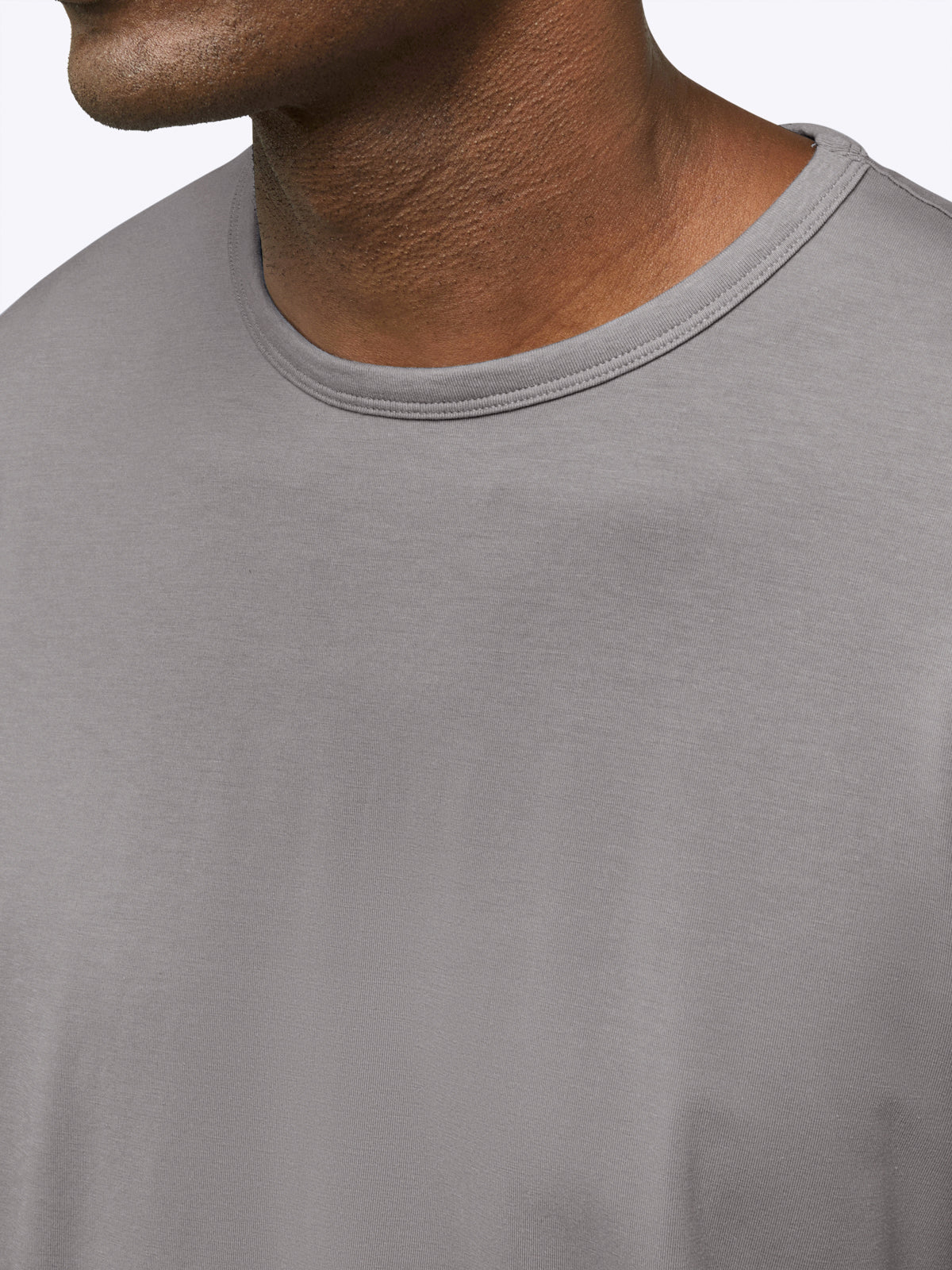 AO Forever Tee — Wolf Classic-Fit